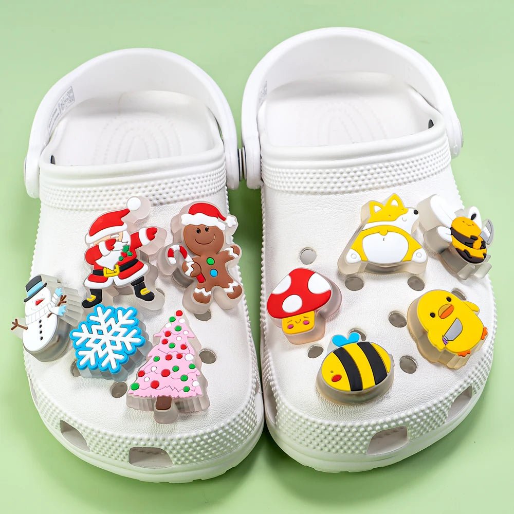 1pcs LED Pins for Kids Lighted Shoe Charms Christmas Halloween Shoe - Noel.ca