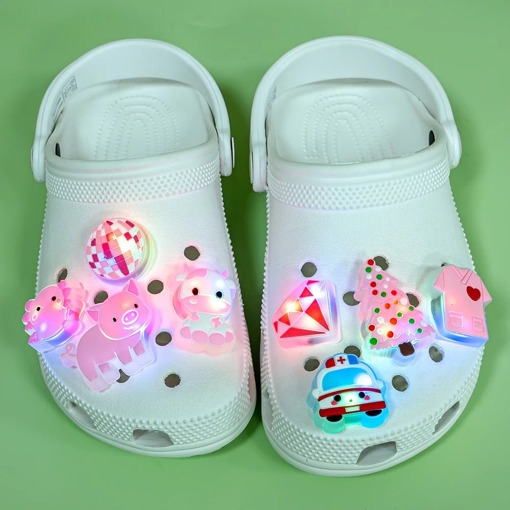 1pcs LED Pins for Kids Lighted Shoe Charms Christmas Halloween Shoe - Noel.ca