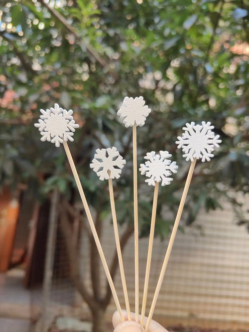 50Pcs/set Christmas Fruit Sticks Disposable Bamboo Sticks Snowflake - Noel.ca