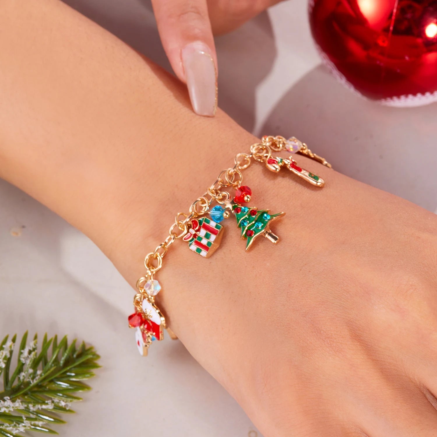 Cute Christmas Series Santa Claus Tree Elk Pendant Bracelets for Women - Noel.ca